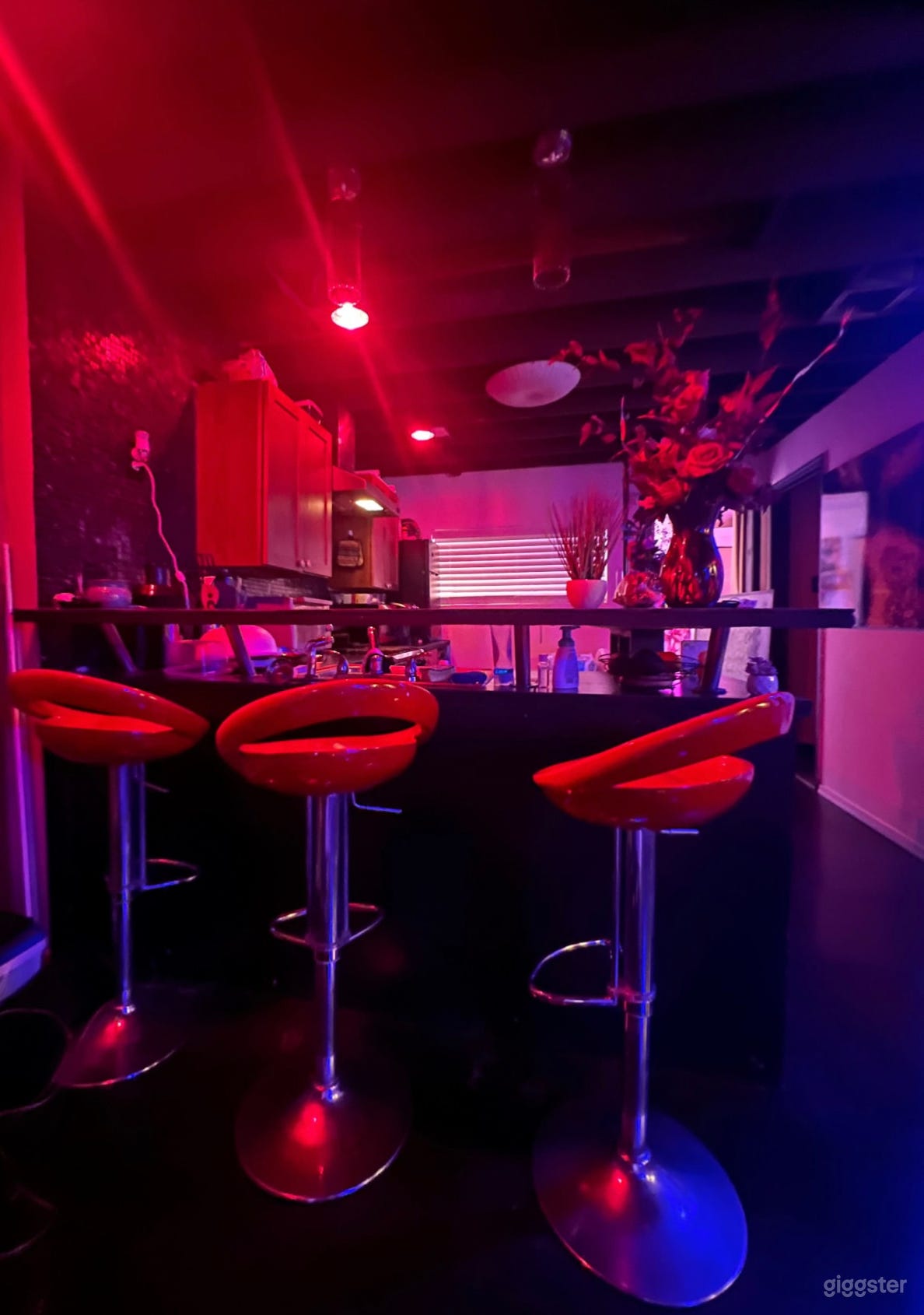 Le Chateau Vibrant colorful unique multilevel loft Photo 3