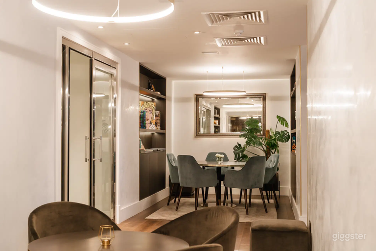  The Chef's Table 
