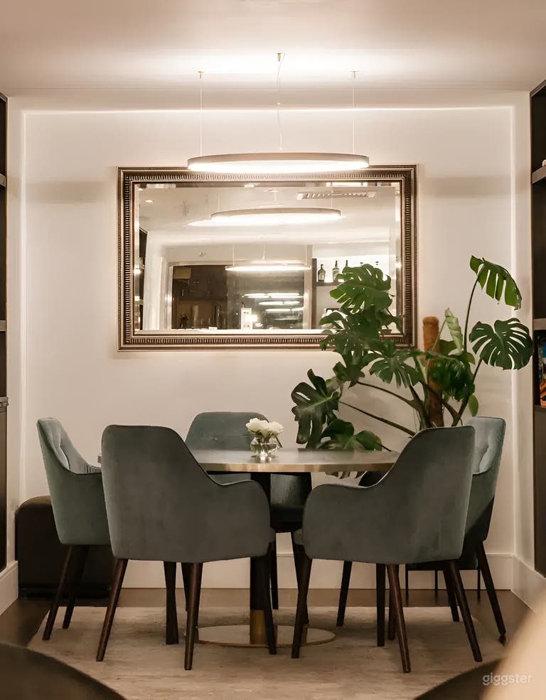  The Chef's Table 