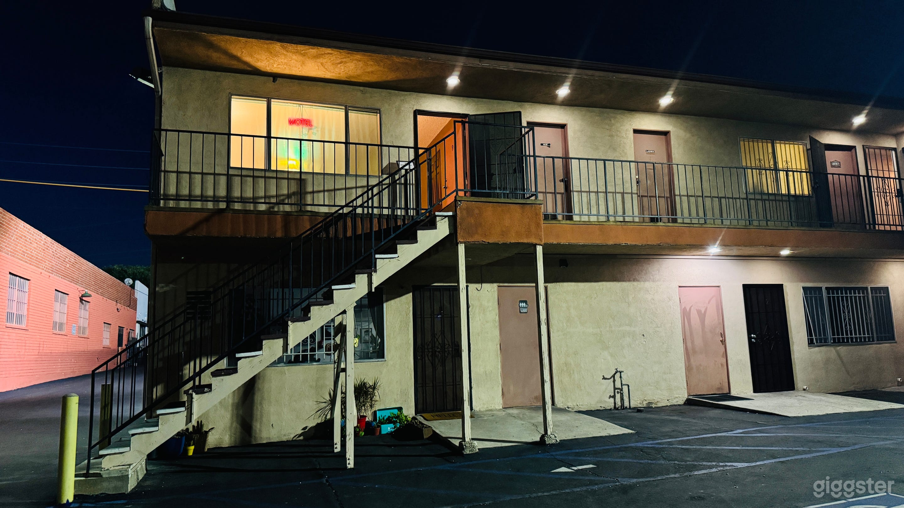 Vintage Motel, Hotel for Filming in Los Angeles Photo 4