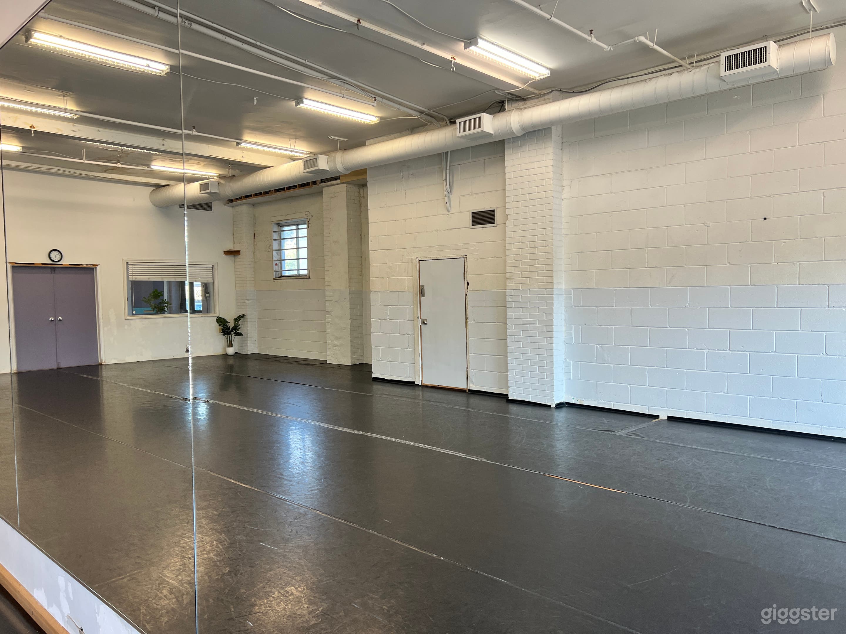 Dance Studio Photo 3