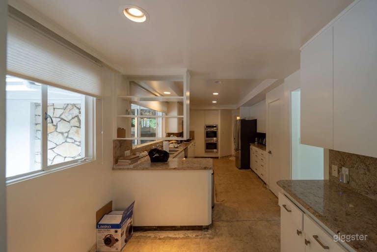  Private Mid century Home  