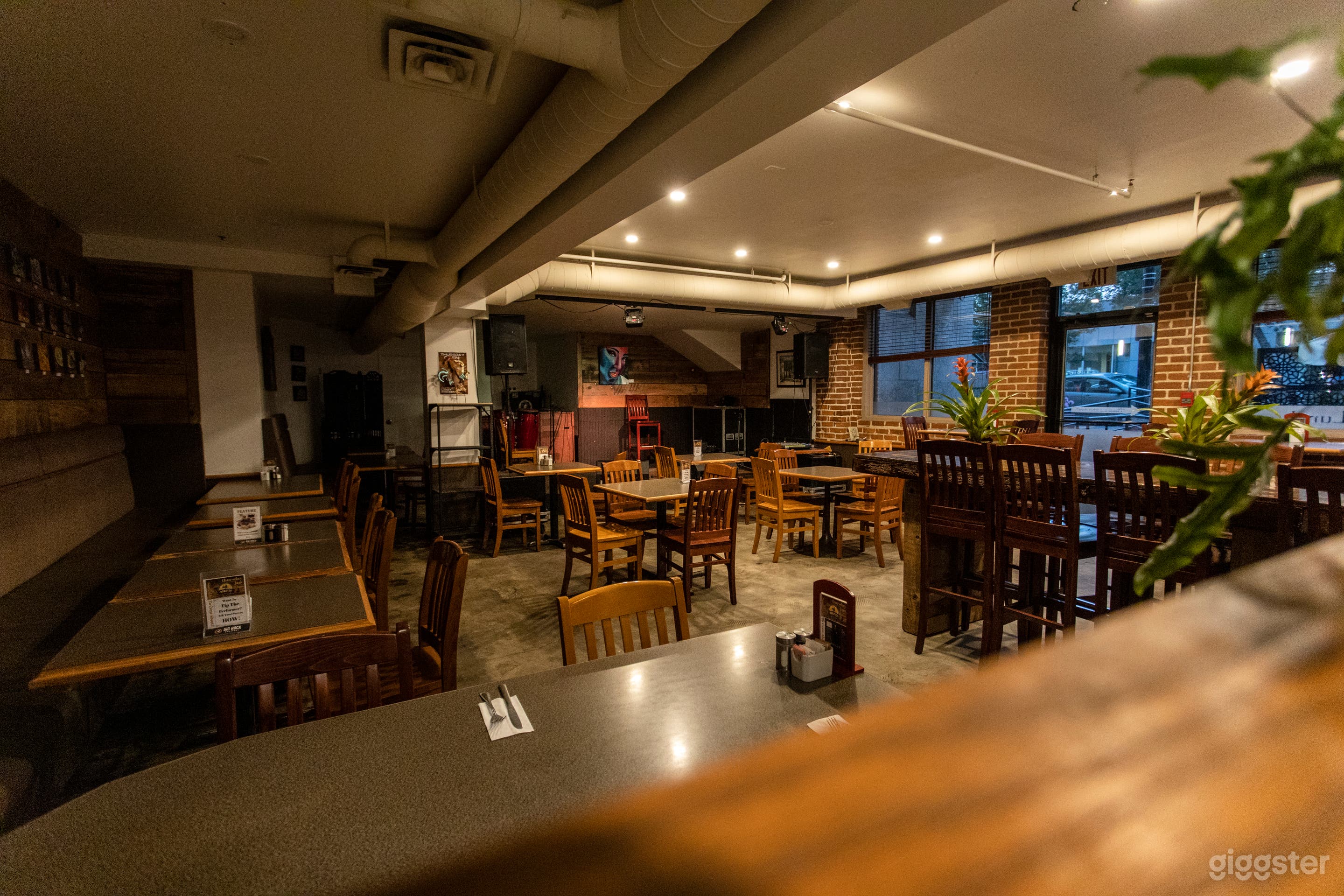 Dining Hall with Stage Photo 2