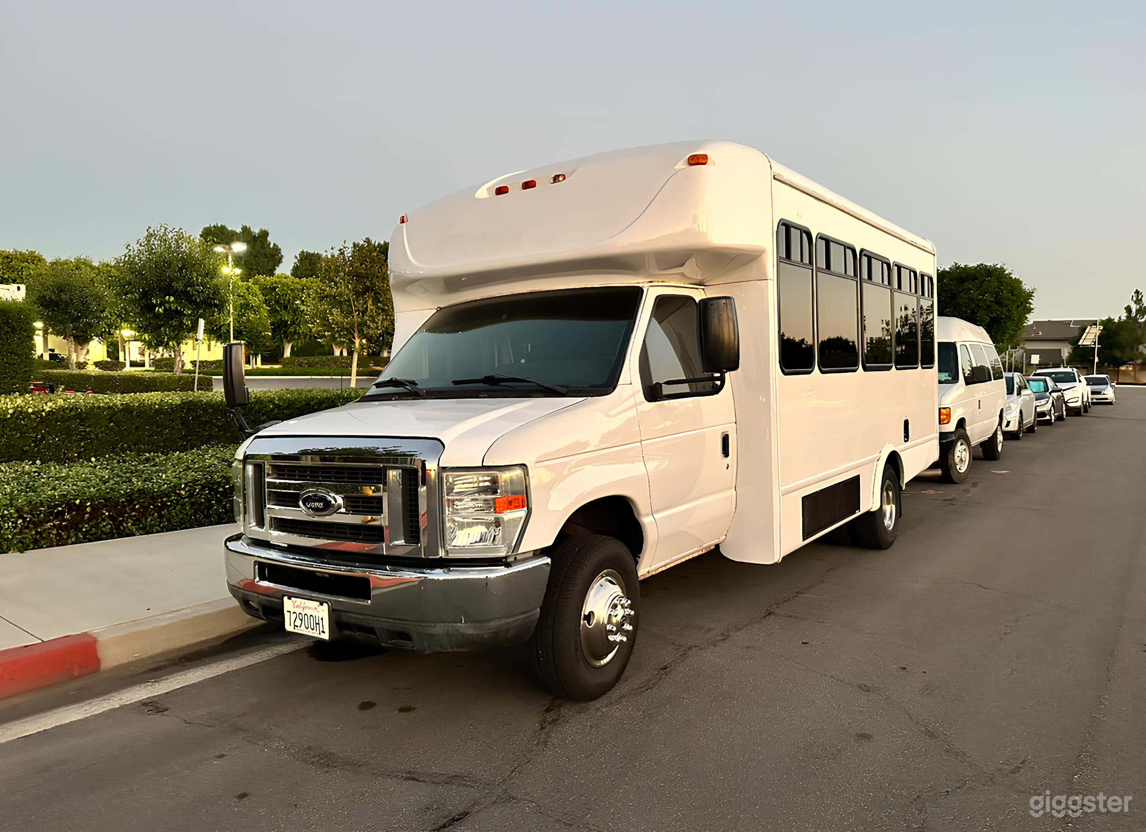 Love Bus | Emission Friendly Party Bus Photo 2