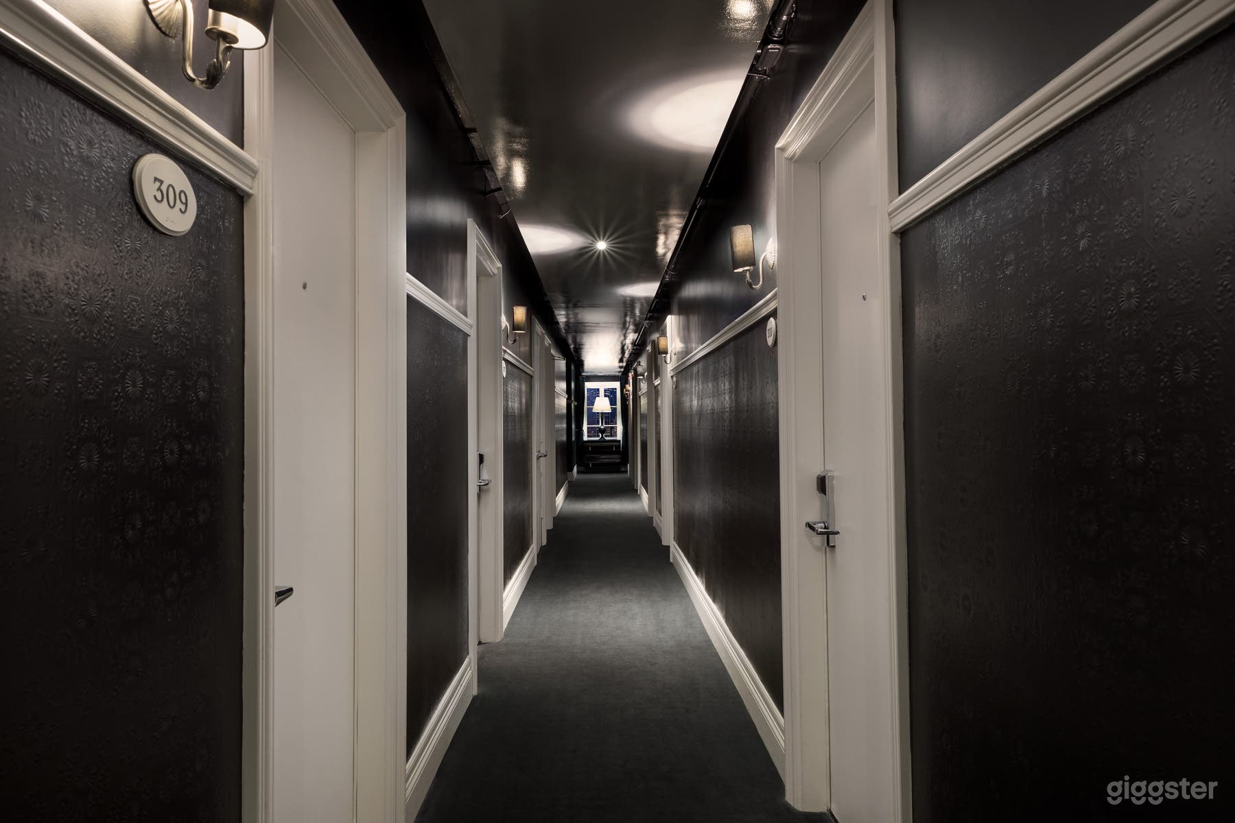 Beautiful Boutique Hotel in LA Photo 3