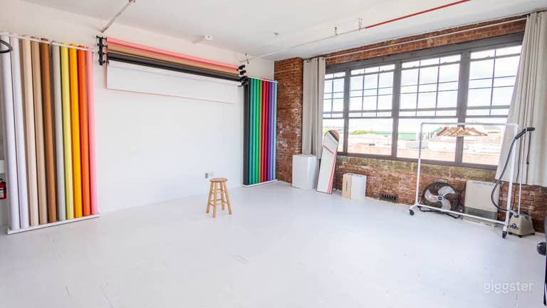  Daylight Loft Photo Studio Equipment Included 