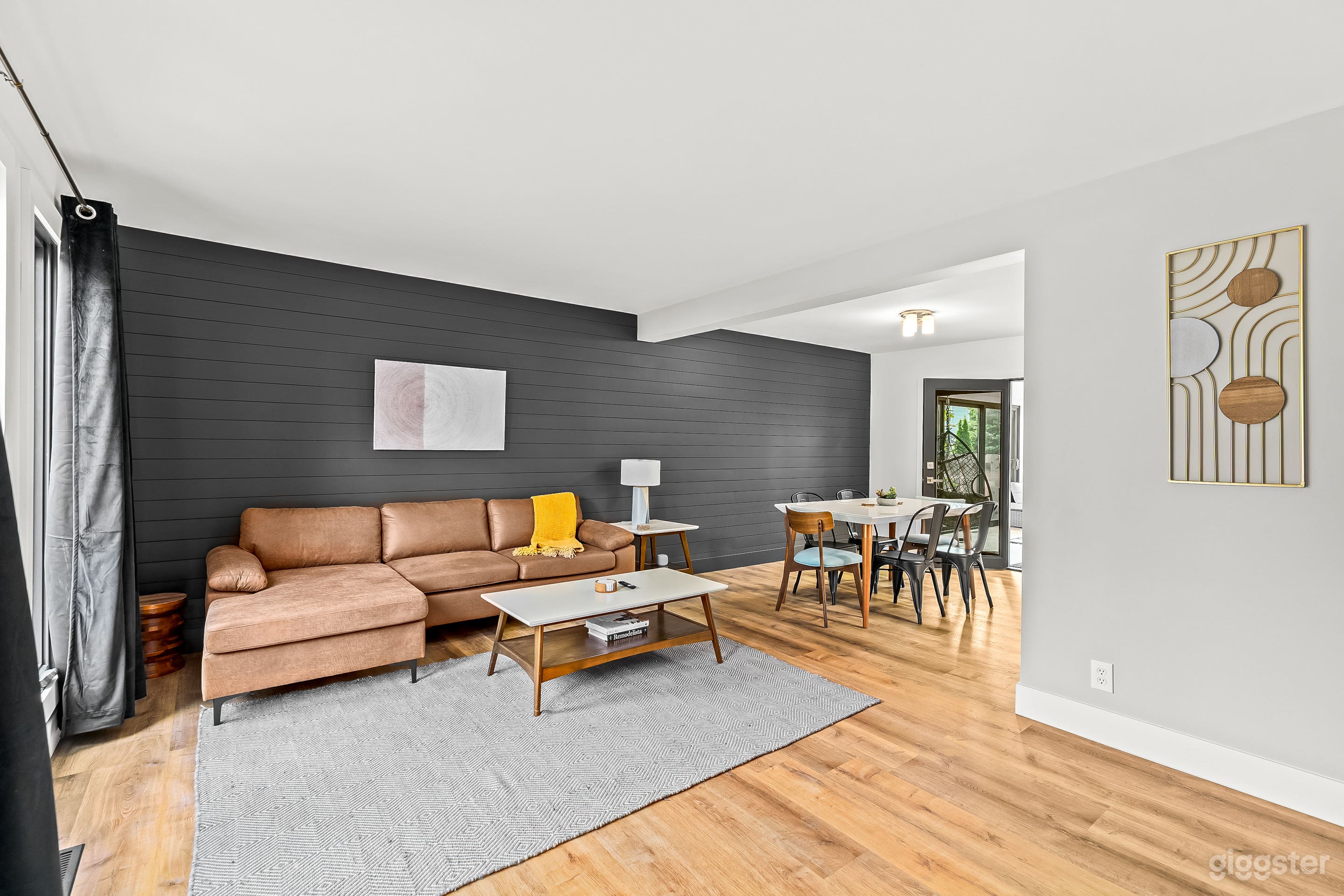 Spacious and Bright Home with Indoor Pool/Hot Tub Photo 1