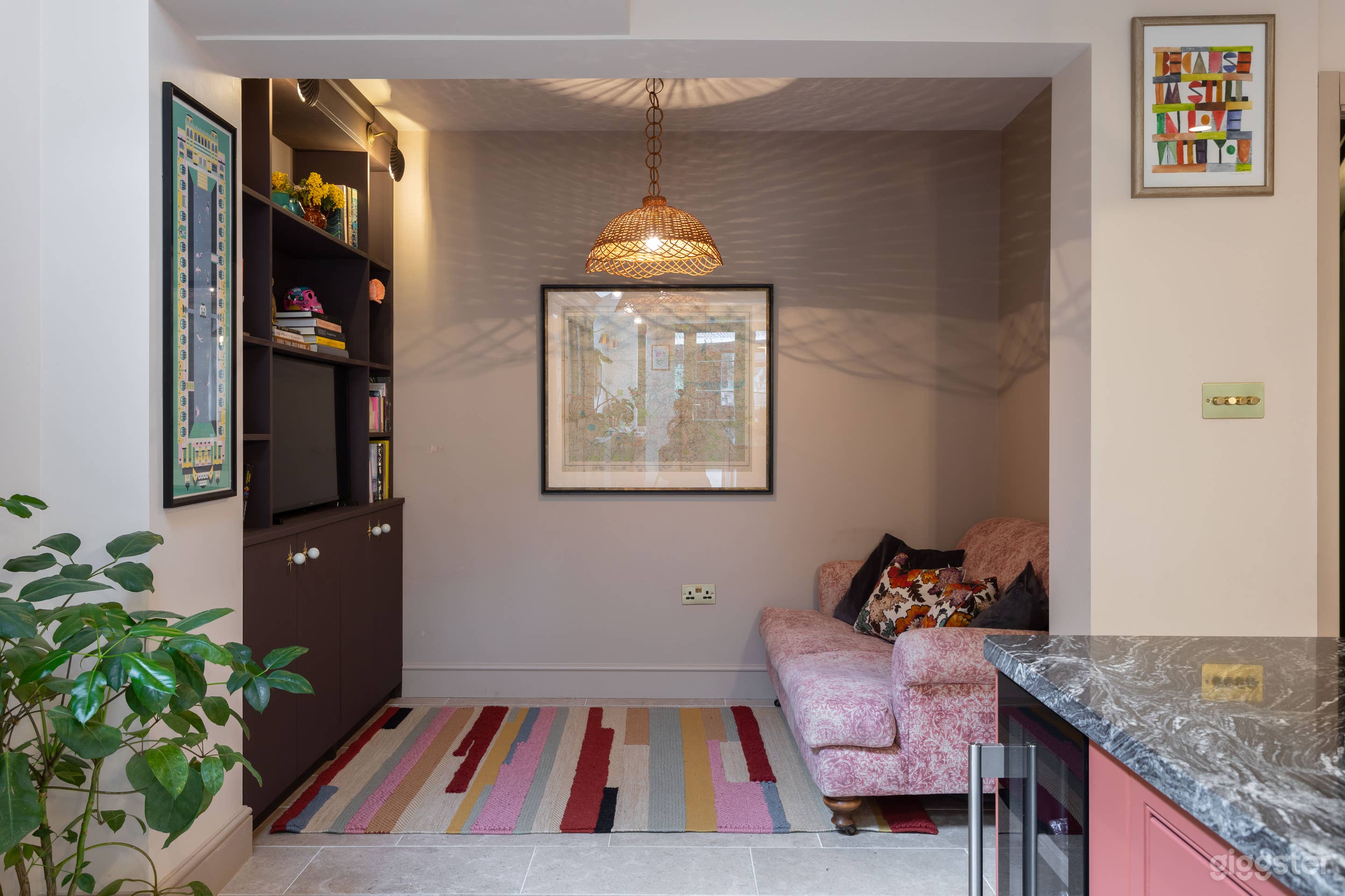 Hackney Terrace Victorian Family Home Recently Refurbished Photo 4