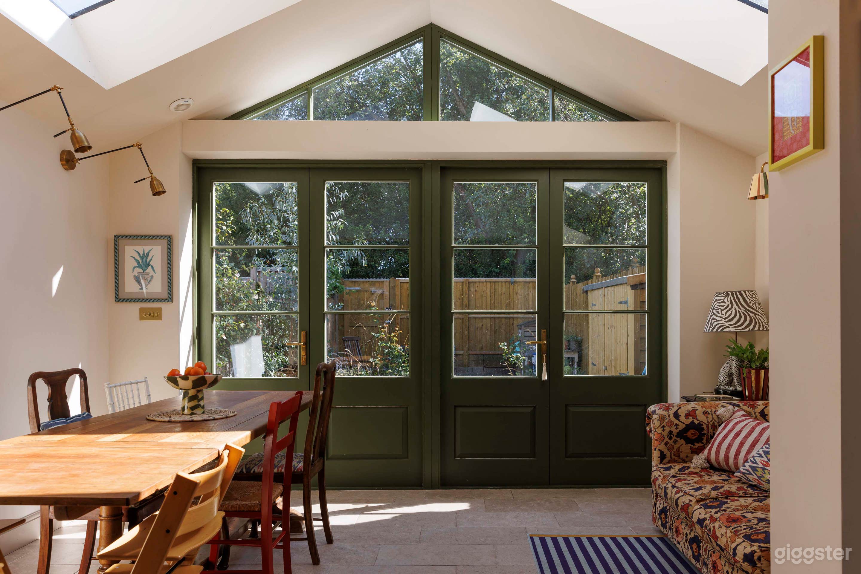 Hackney Terrace Victorian Family Home Recently Refurbished Photo 1