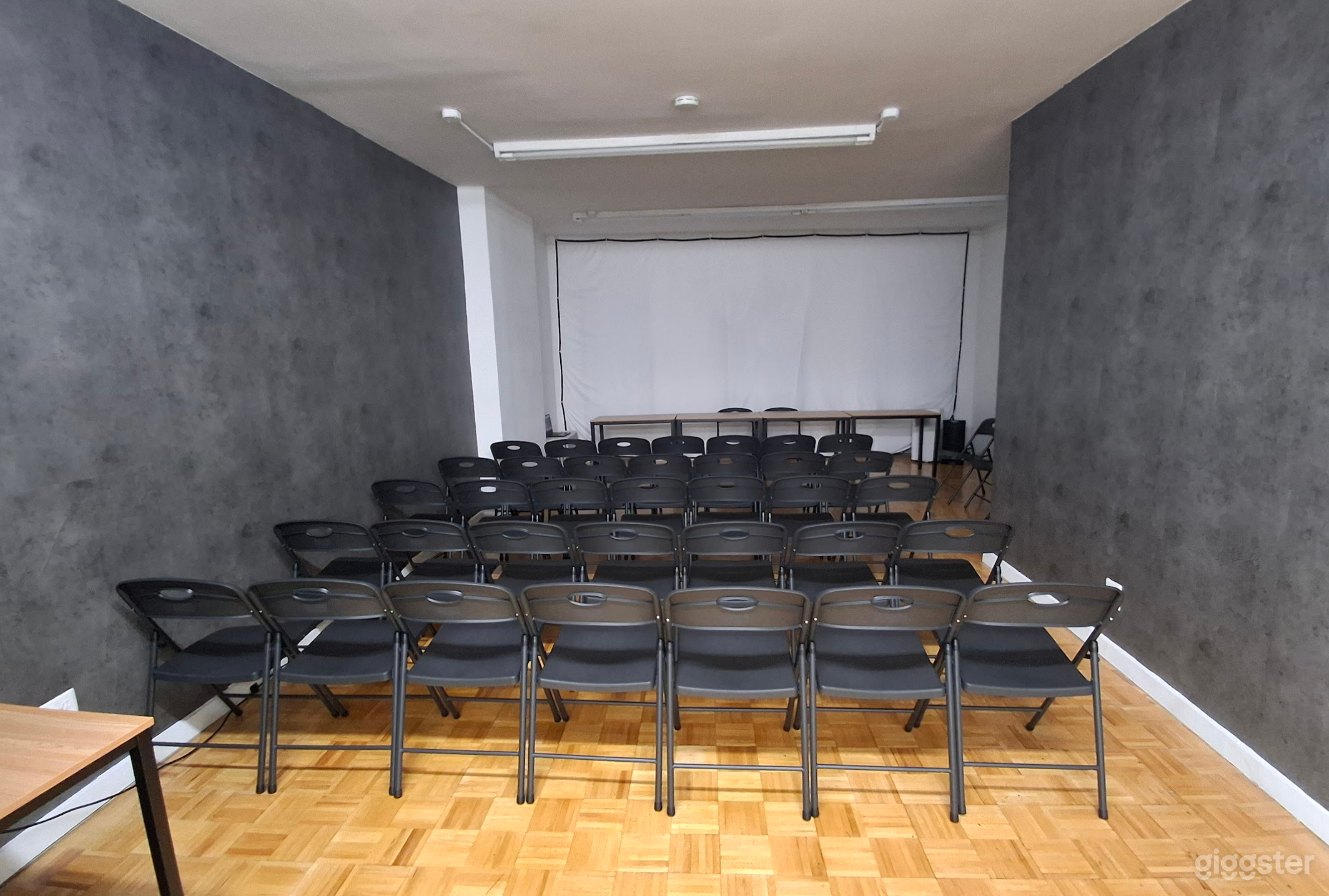 Event and Lecture Space in the Middle of Manhattan Photo 2