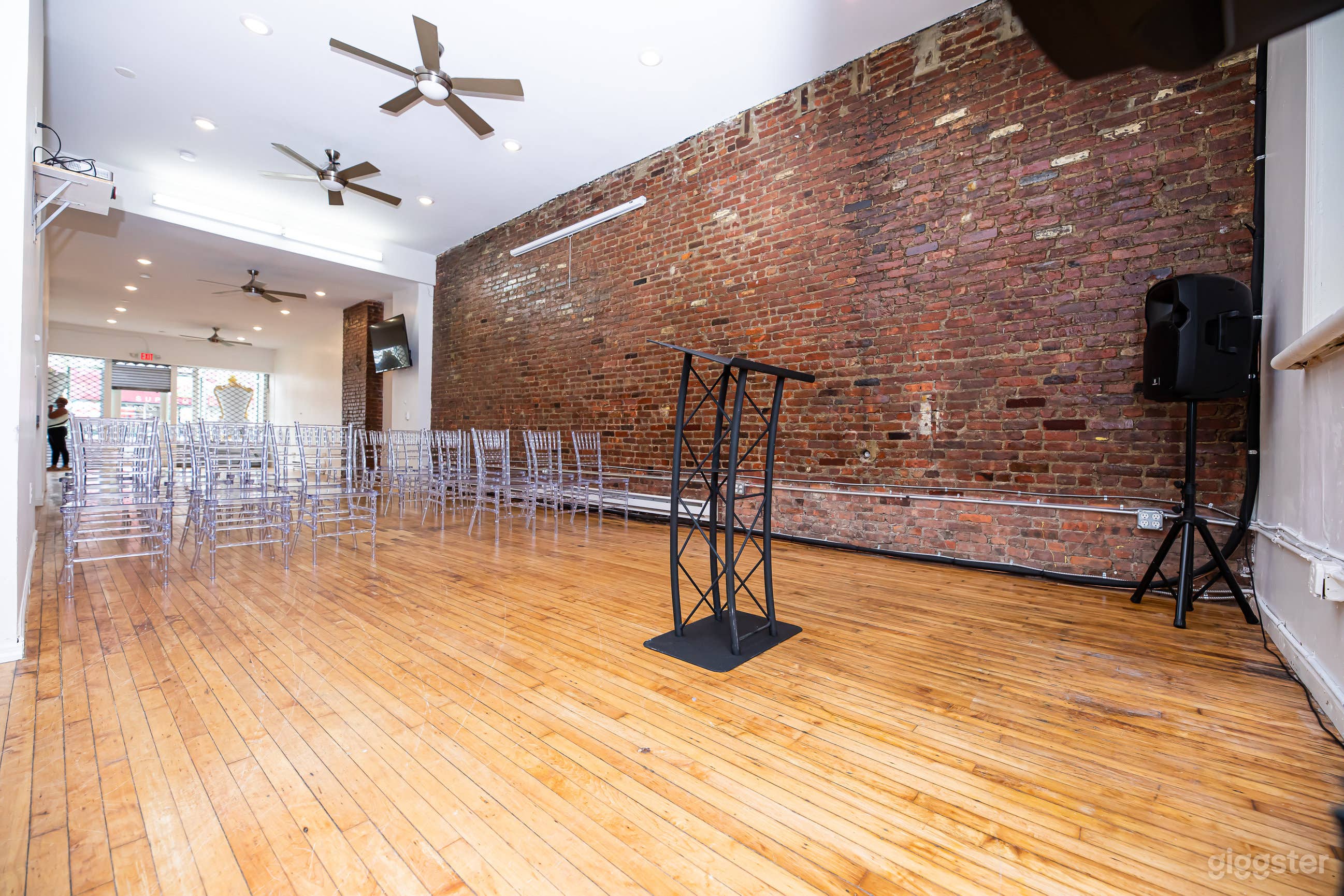 Modern Urban Studio  Photo 3