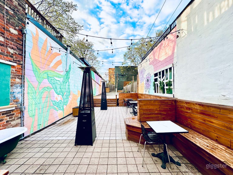  Private Patio in Parkdale 