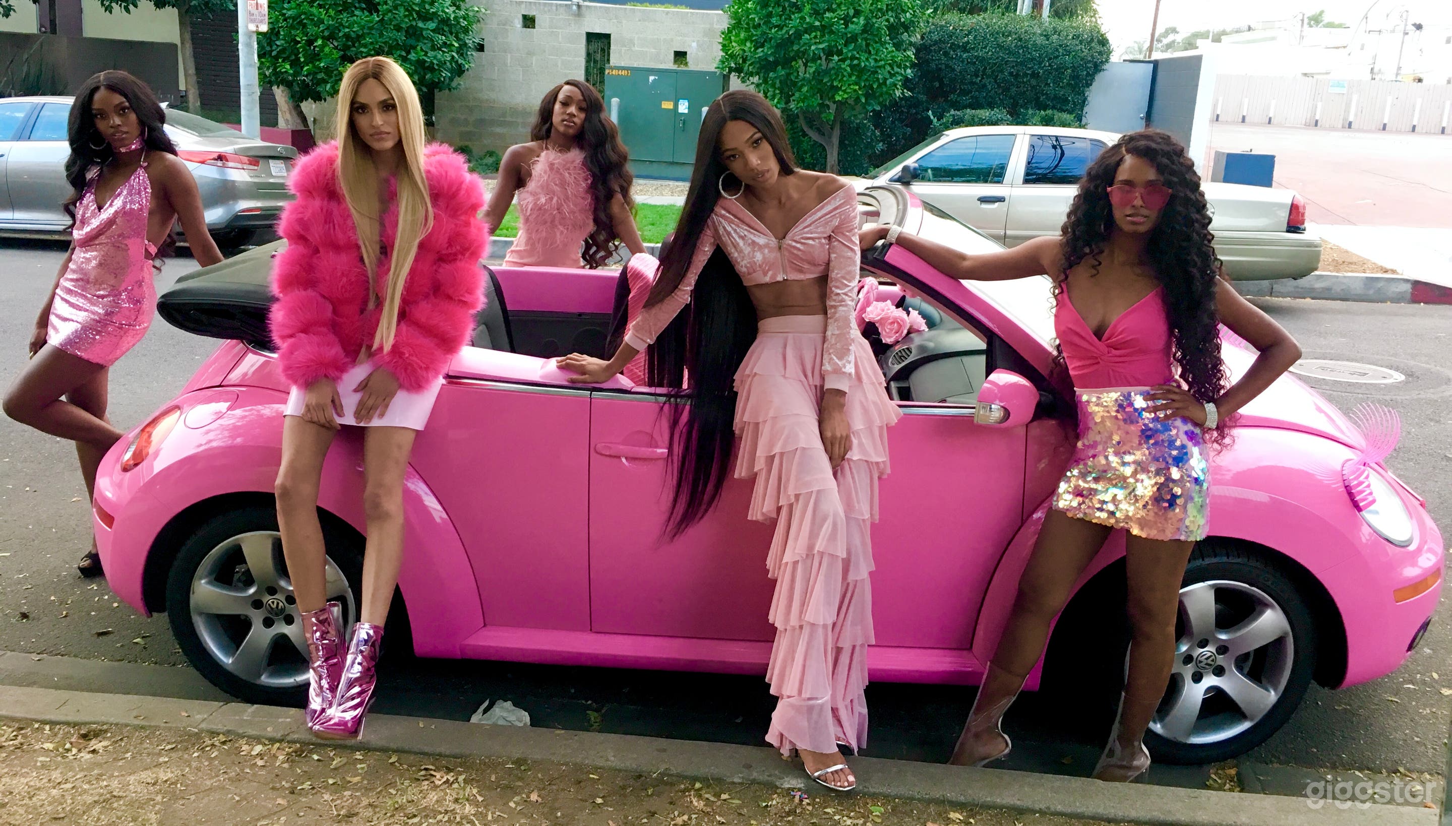 PLT (Pretty Little Thing) photo shoot. (behind the scenes pic) 