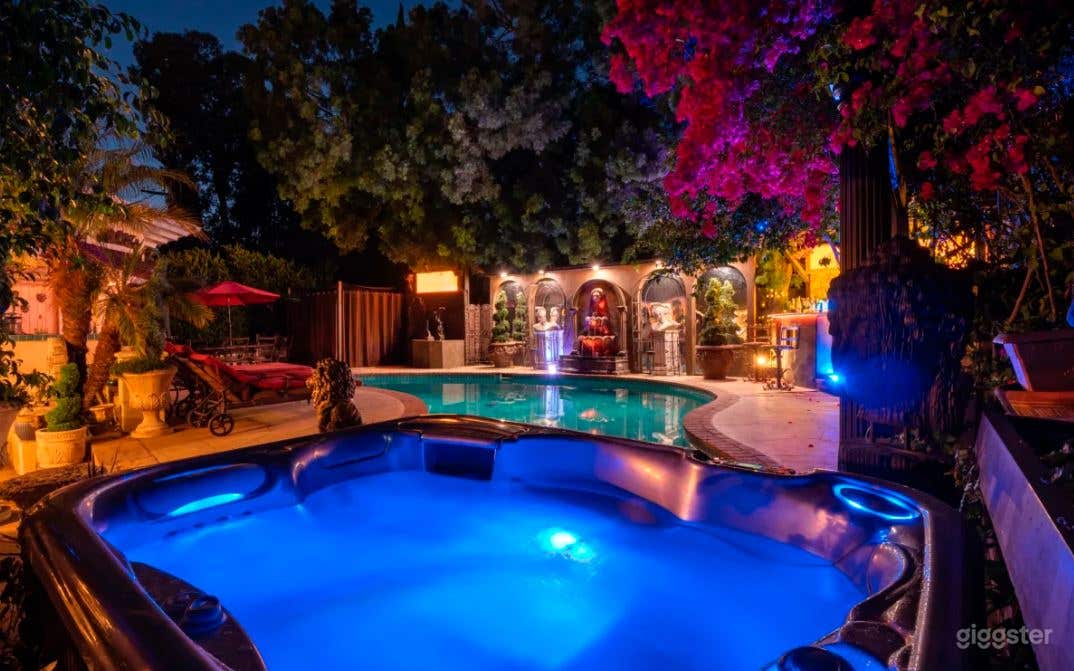 Enchanting &amp; Beautiful Gated European Villa in LA Photo 3