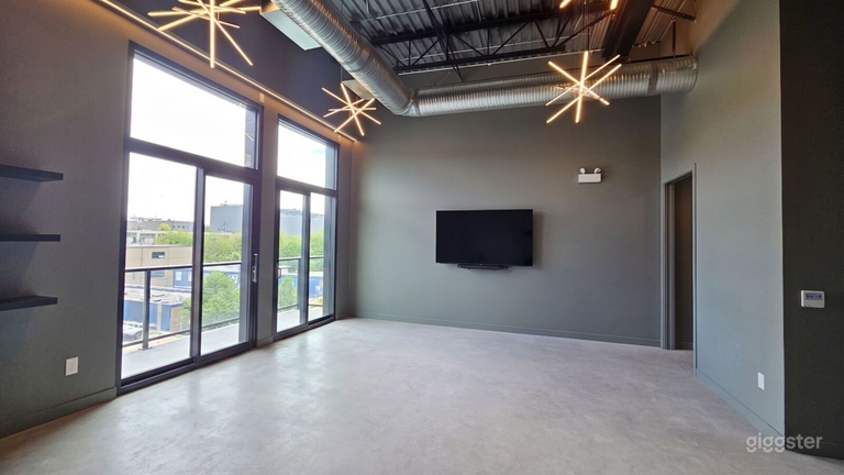  650 Sq Ft Event Lounge | Intimate Private Space 