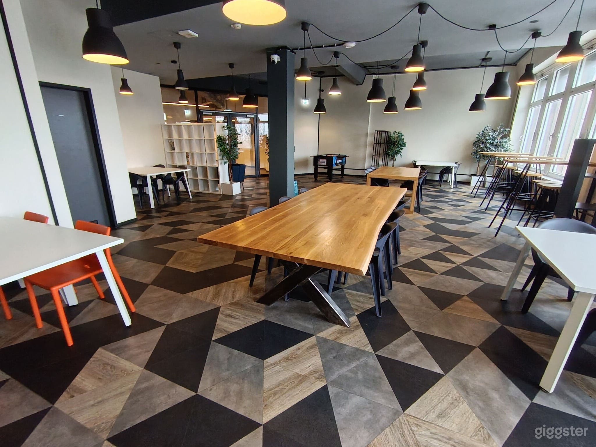 Lounge – in einem gemütlichen und entspannenden Hostel Foto 1