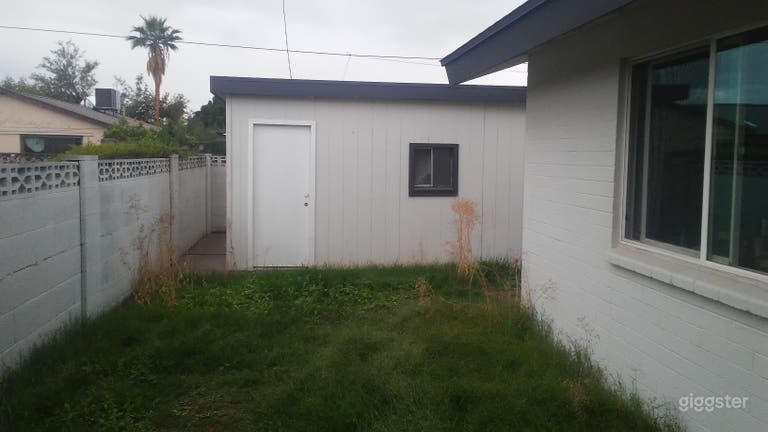  Studio With Patio Available In Home 