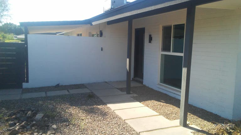  Studio With Patio Available In Home 