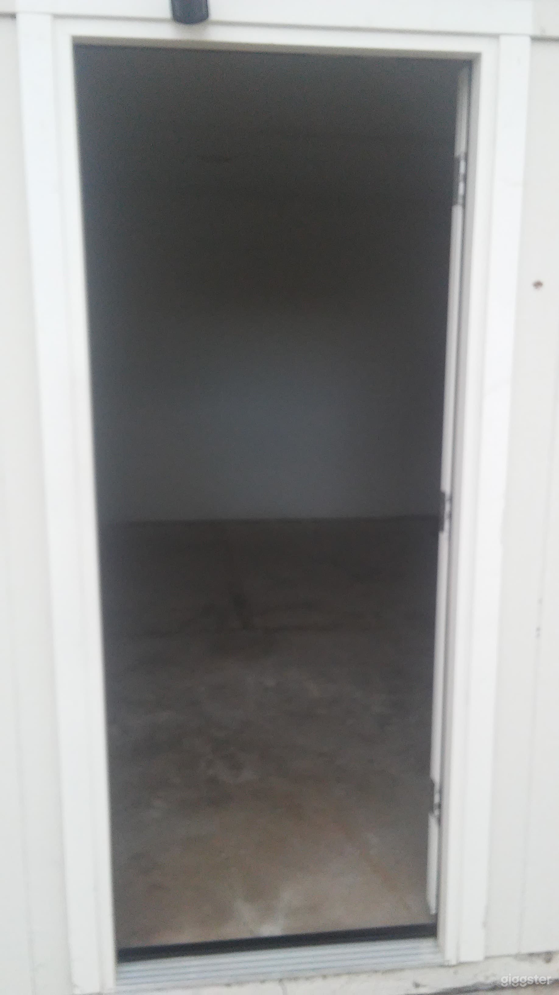 Studio With Patio Available In Home Photo 4