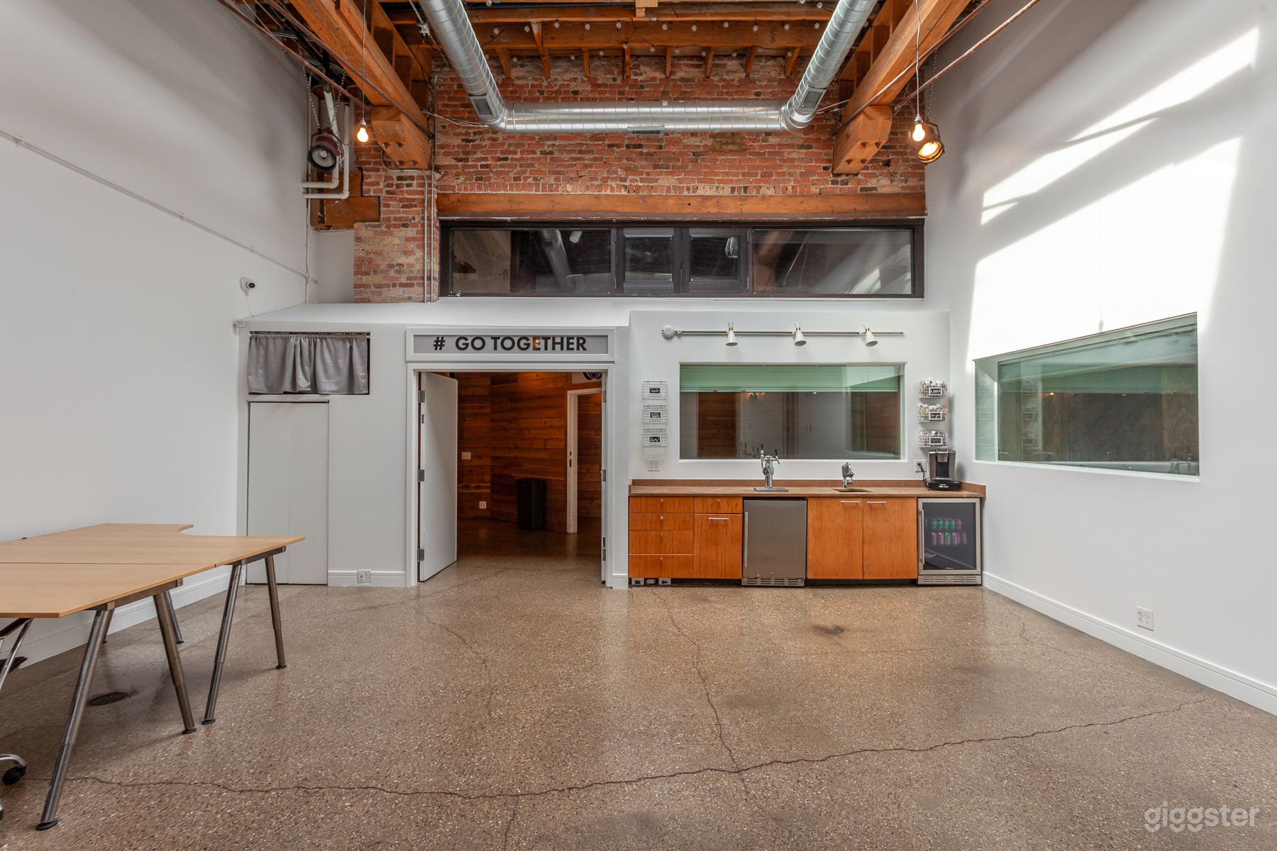 Industrial Loft Studio with Natural Light Photo 3