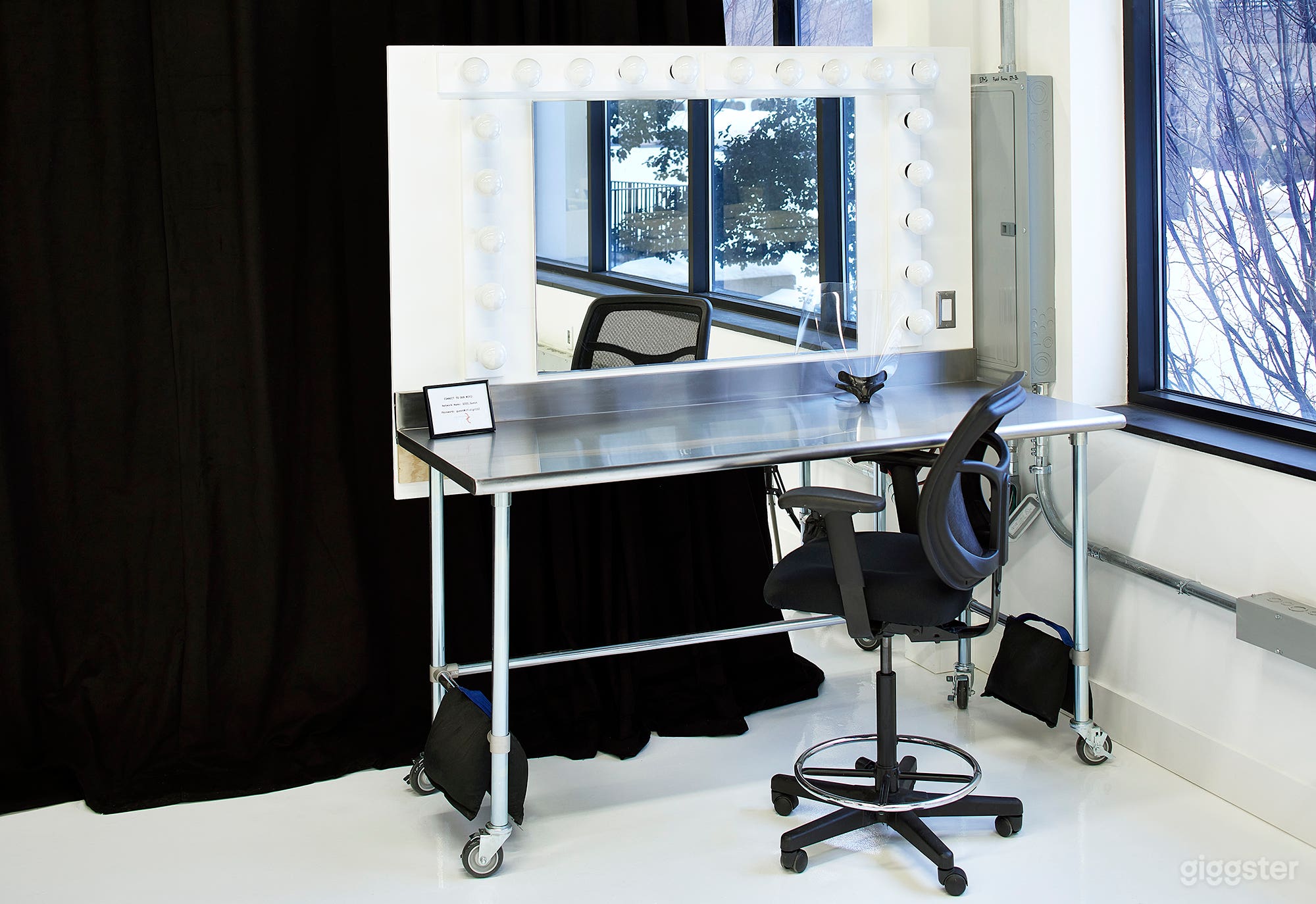 Sleek, Open Studio Space Photo 3