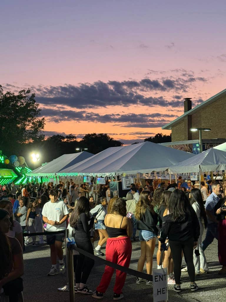  Spacious outdoor location 