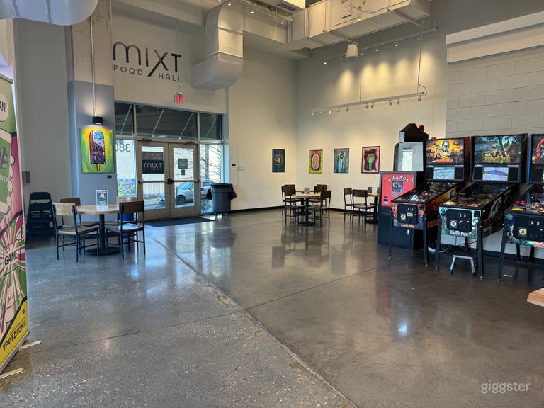  Artfully Curated Restaurant | Bar | Loft | Event Space 