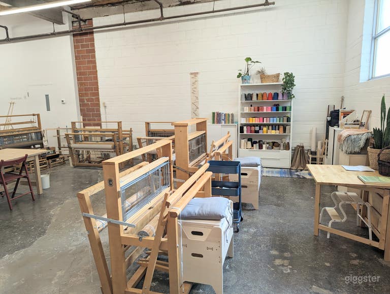  Art & Textile Creative Studio Loft 