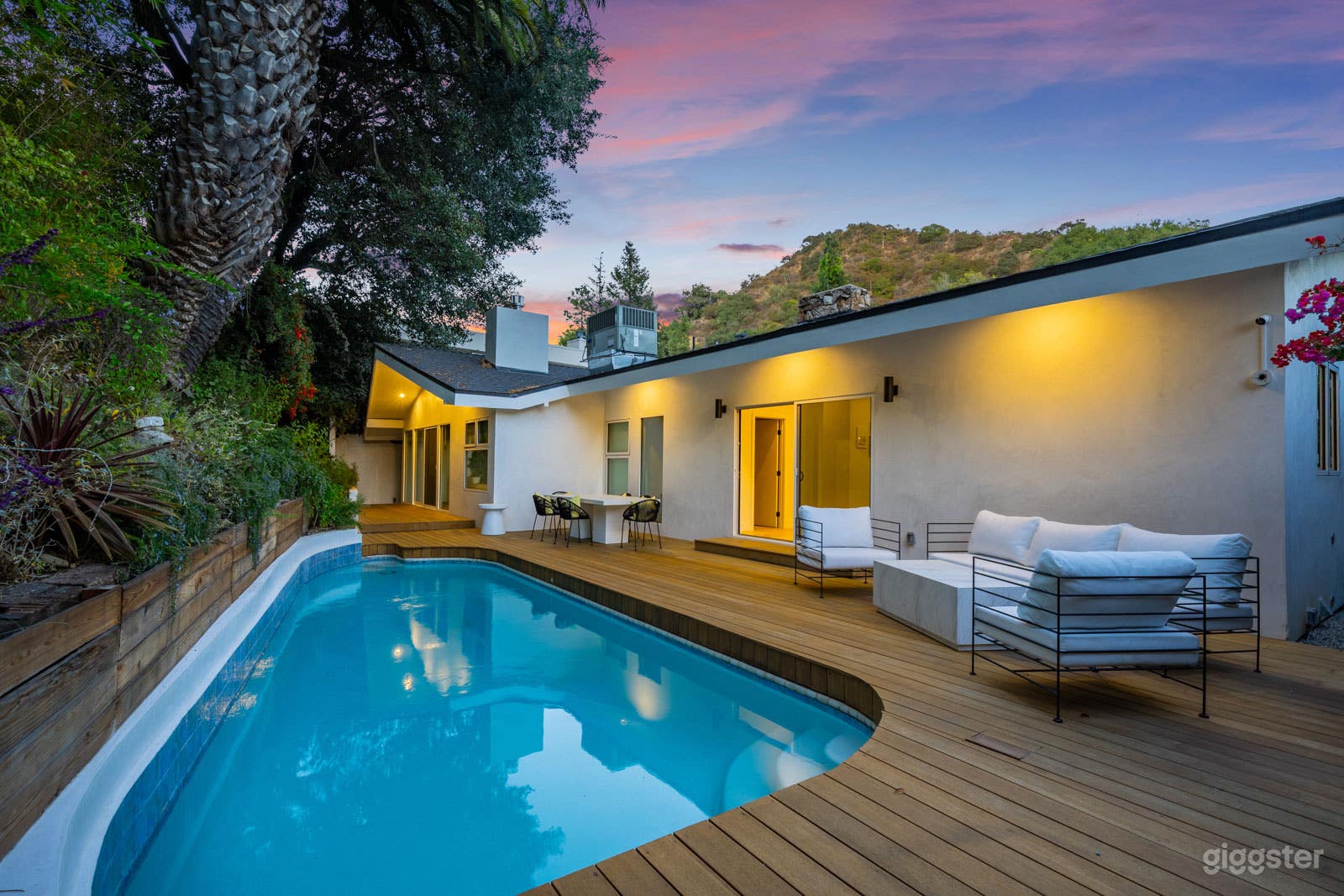 Designer Beverly Hills Home W/ Pool &amp; High Ceilings Photo 1