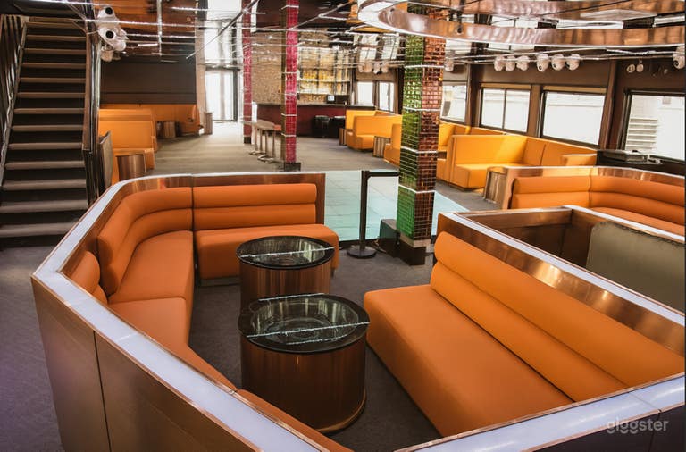  An Unrivaled Rooftop Yacht Nightclub Experience 