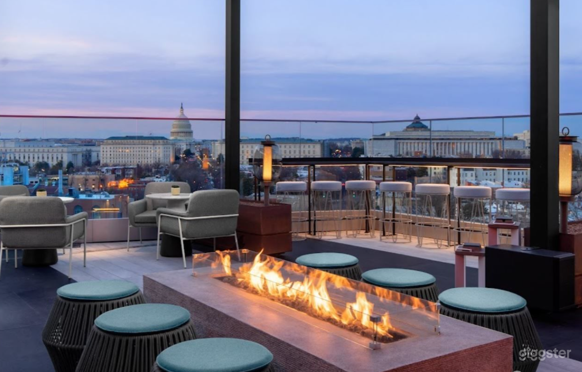 Hotel's Rooftop w Breathtaking View in Washington Photo 1