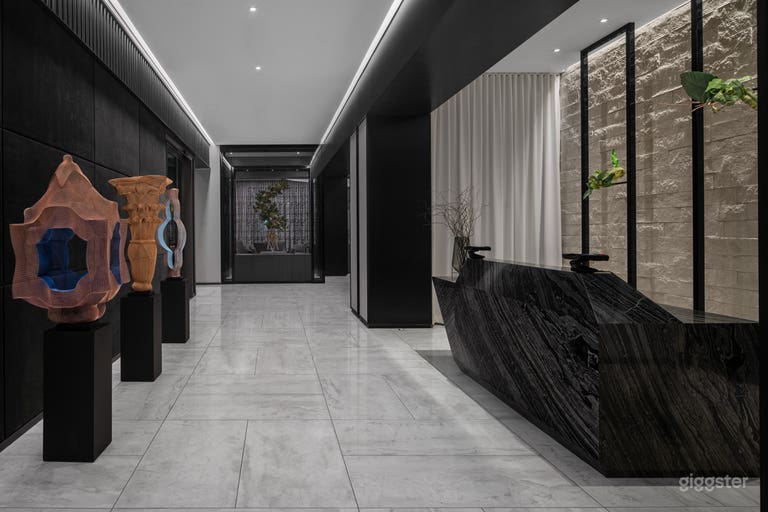  Hotel's Rooftop w Breathtaking View in Washington 