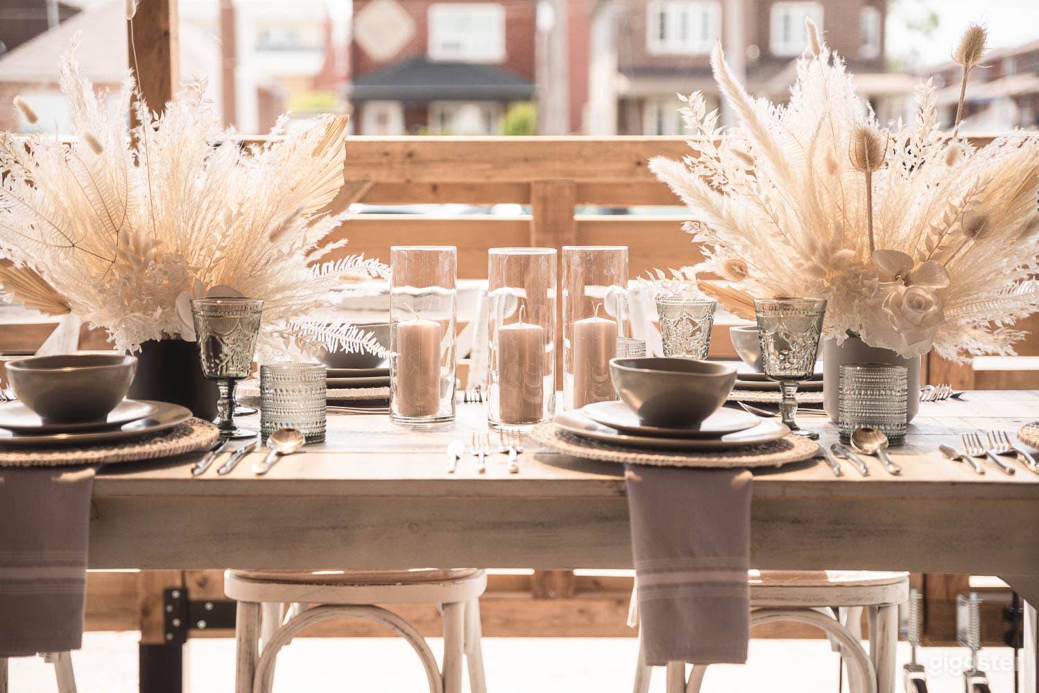 Spacious Year-Round Winterized Patio Photo 3