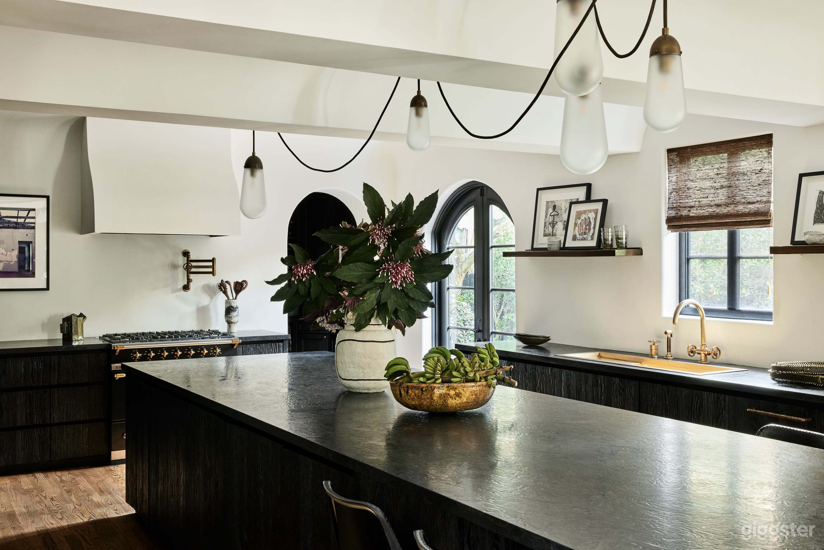 Vibrant Historic Miami Home Photo 4