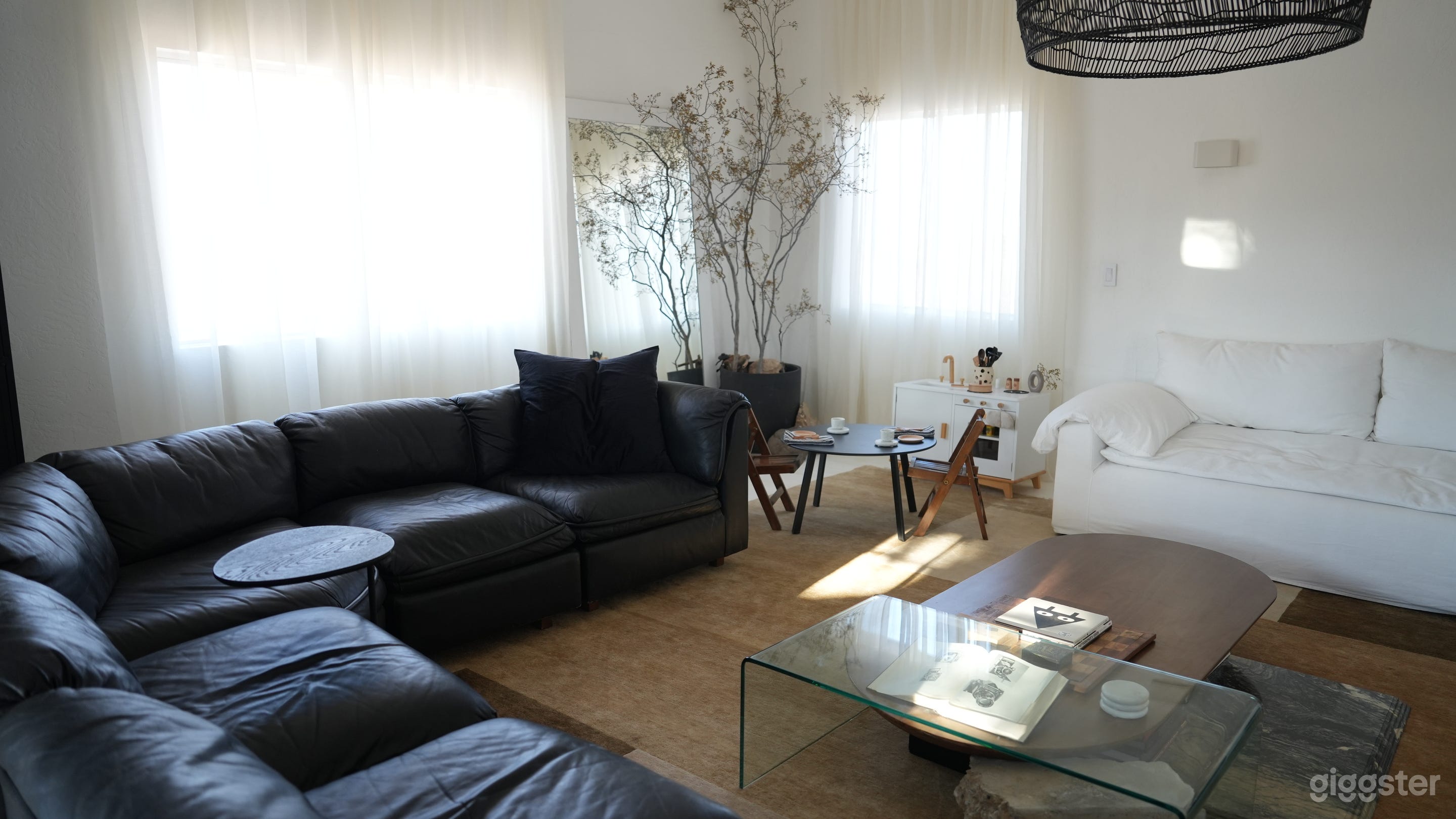 Deserted Desert Cottage  Photo 1