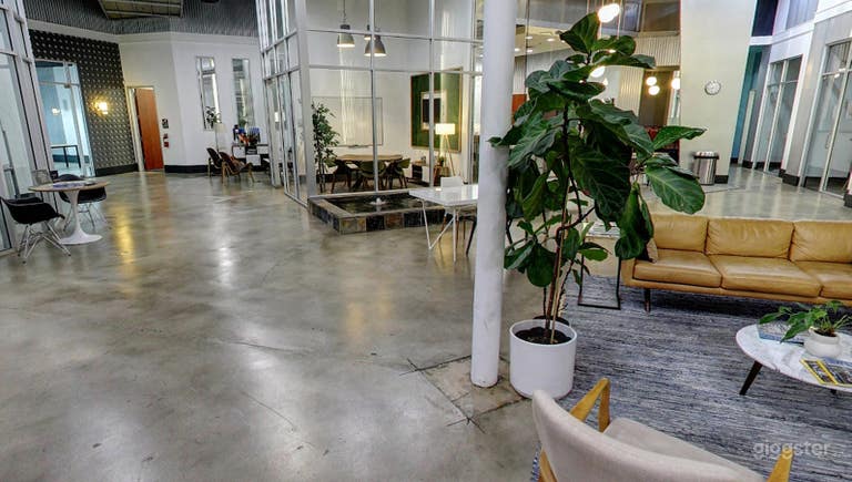  Spacious & Cozy Private Event Space 