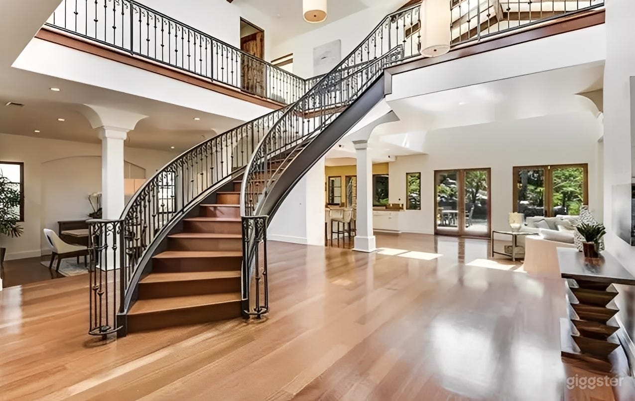 Tropical Event Location in Hermosa Beach Photo 3