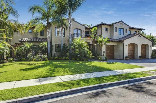  Tropical Event Location in Hermosa Beach 