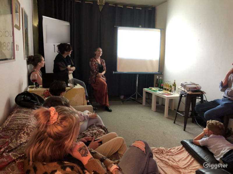 Centrally located flexible creative space Photo 2