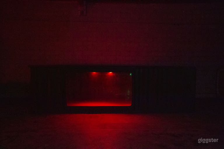  Underwater Studio Tank 