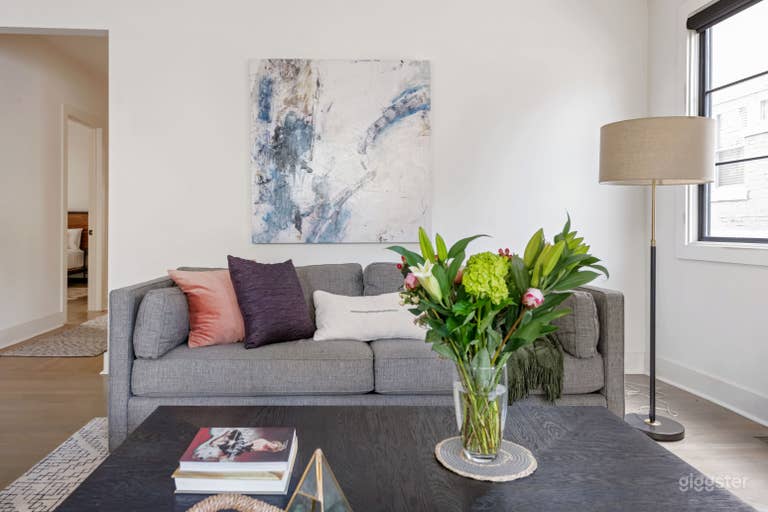  Modern Poncey-Highland Oasis 