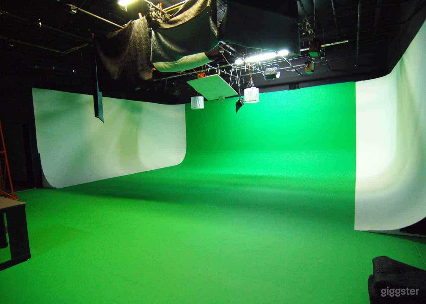 Production Studio &amp; Sound Stage in Pleasanton Photo 3
