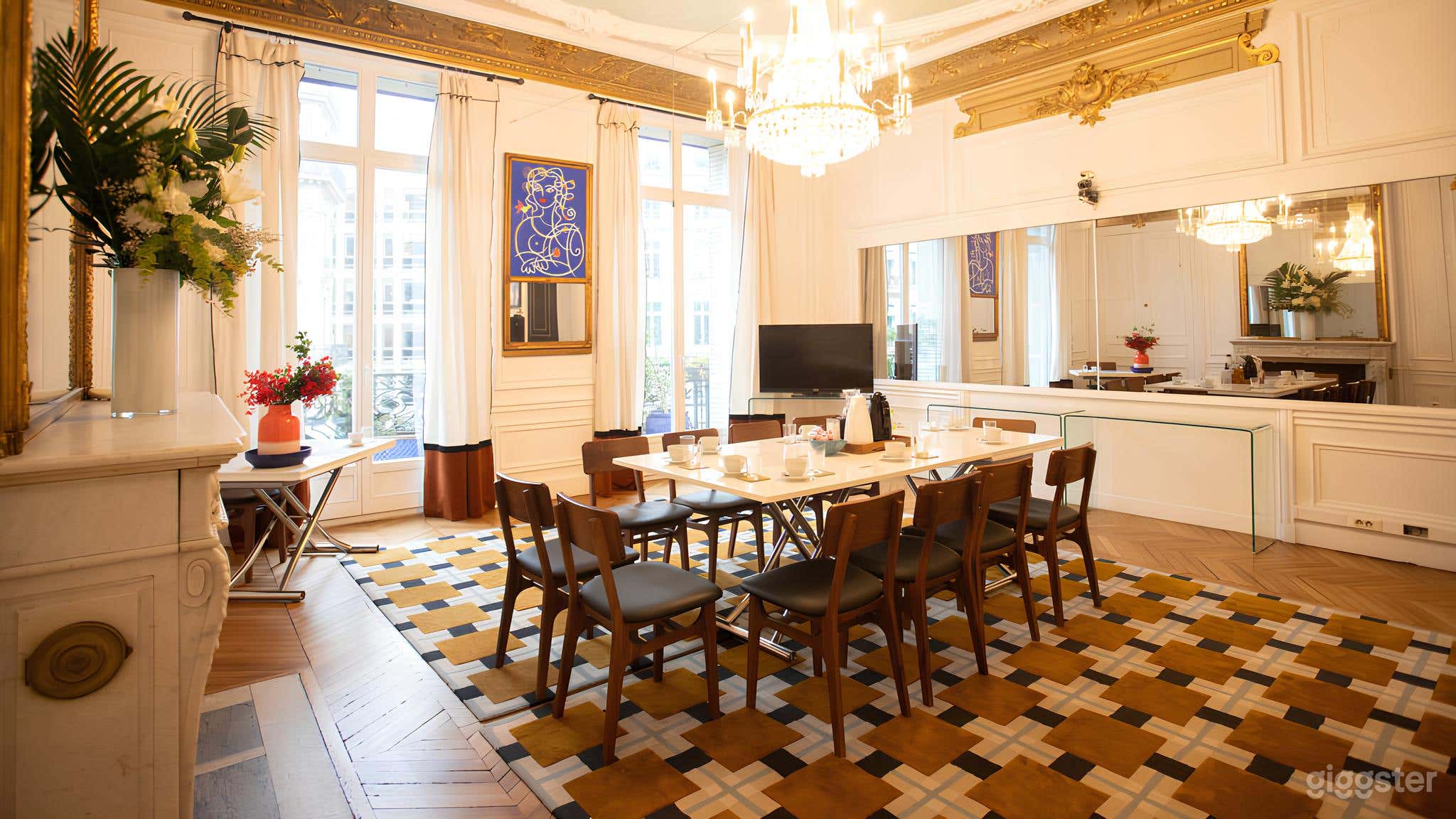 Photo de Gold Room - The Largest and Most Prestigious 1