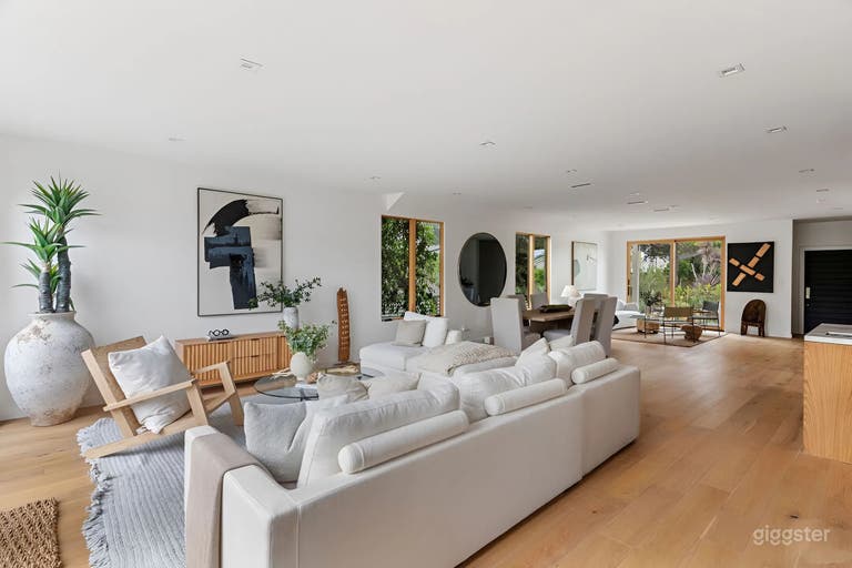  West Los Angeles Film Friendly Modern Home 