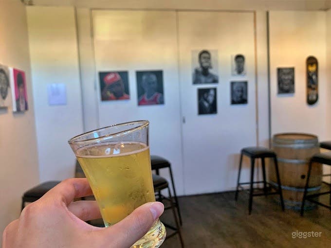  Friendly Tasting Room  