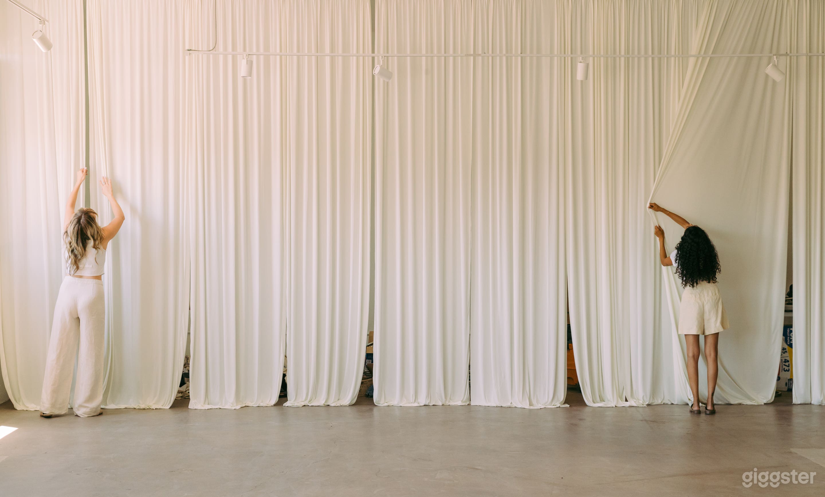 Modern Versatile Space for Gathering + Celebration Photo 3