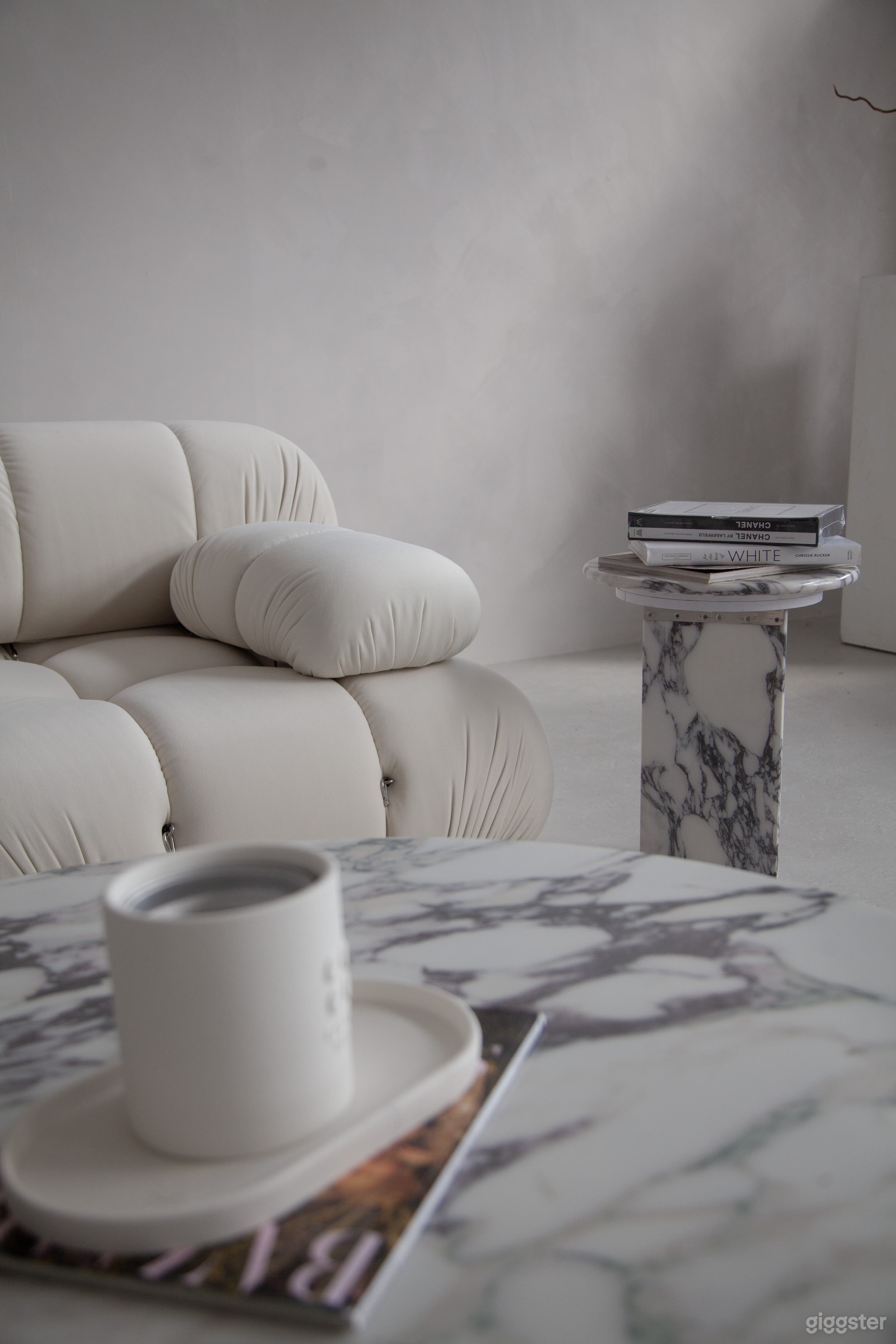 Trendy Aesthetic Film/Photo Studio in Battersea Photo 2