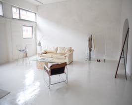  Trendy Aesthetic Film/Photo Studio in Battersea 