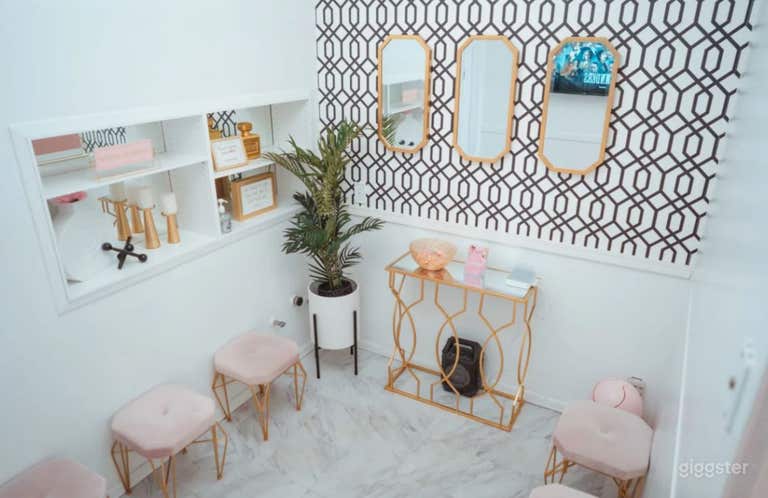  Nice Cozy Space to have Hosted or Private Events  