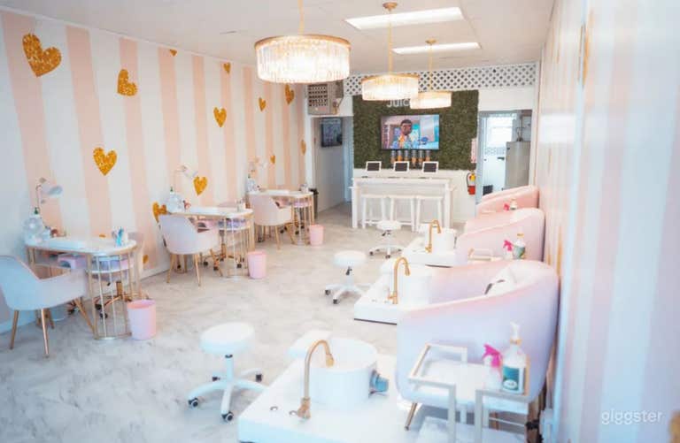  Nice Cozy Space to have Hosted or Private Events  